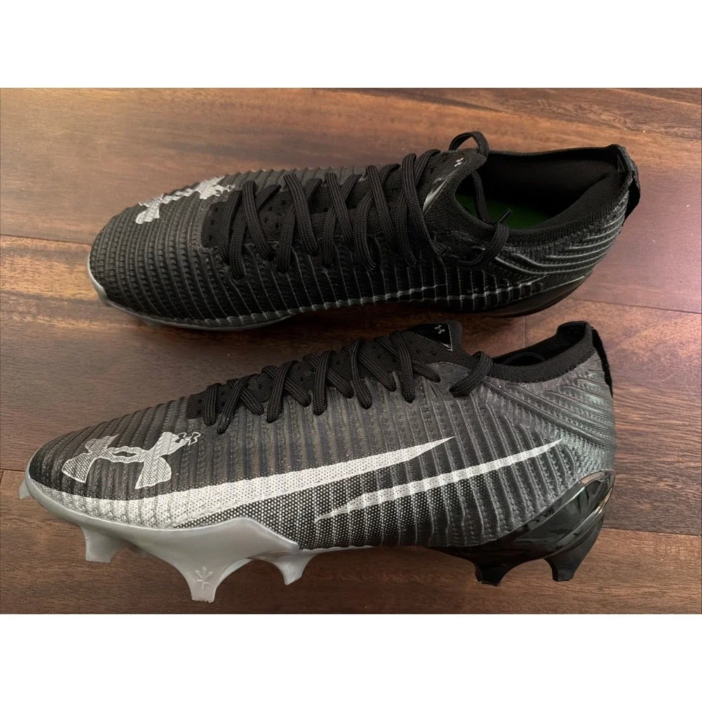 New Mens Under Armour Blur Pro Football Cleats Size 10 Black Gray